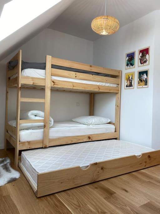 Charmant T4 Duplex Vue Montagne 卢登维耶尔 外观 照片