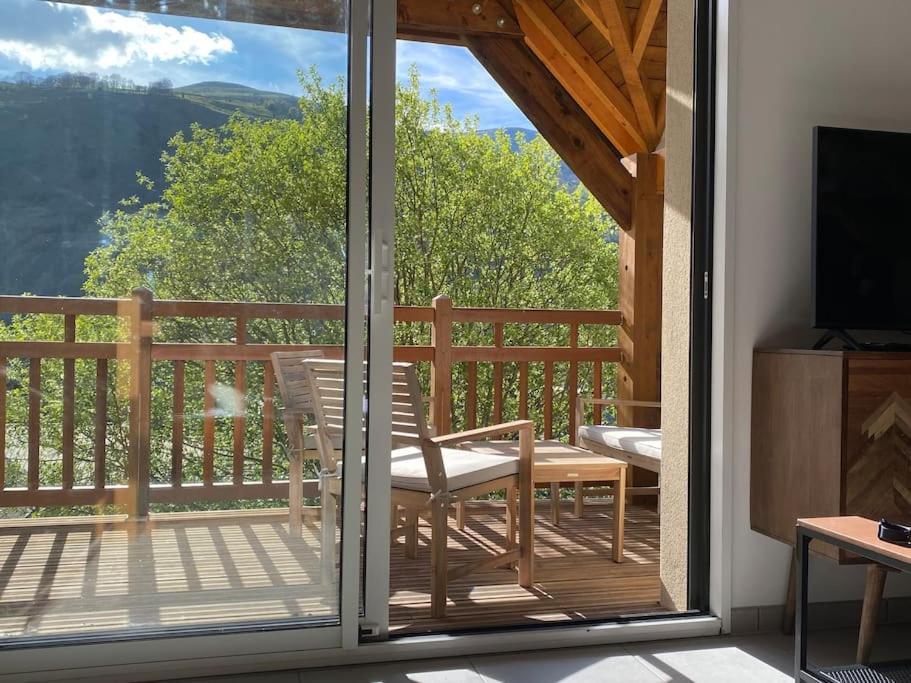 Charmant T4 Duplex Vue Montagne 卢登维耶尔 外观 照片