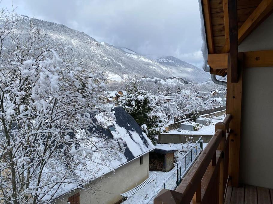 Charmant T4 Duplex Vue Montagne 卢登维耶尔 外观 照片